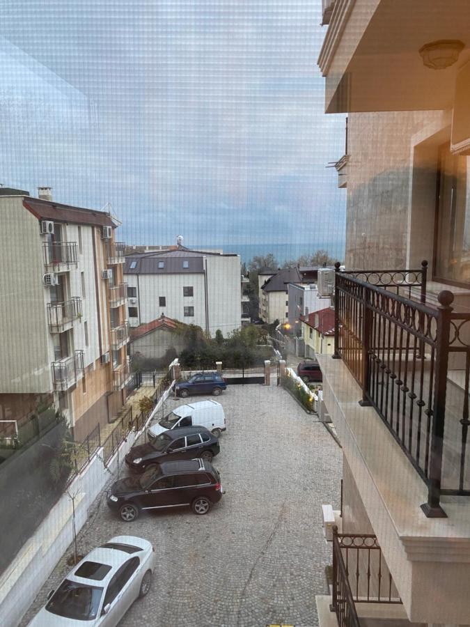 Habitat Sea View Apartment Varna Exterior photo