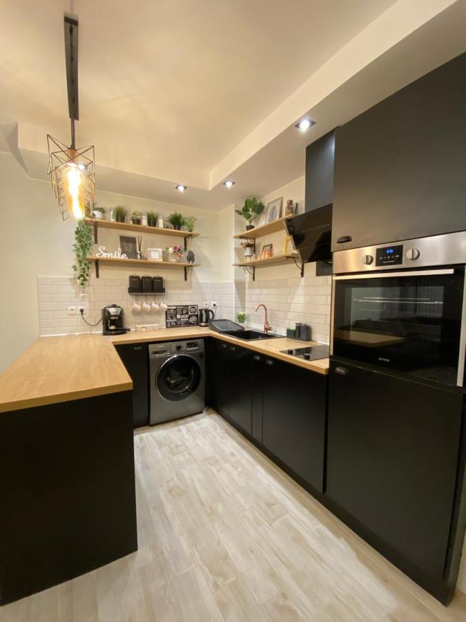 Habitat Sea View Apartment Varna Exterior photo